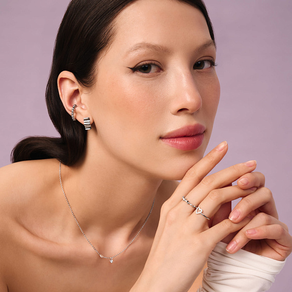 Серебряные серьги с мятым эффектом Miestilo