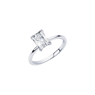 Серебряное кольцо с фианитом в огранке изумруд 6*8 мм Miestilo