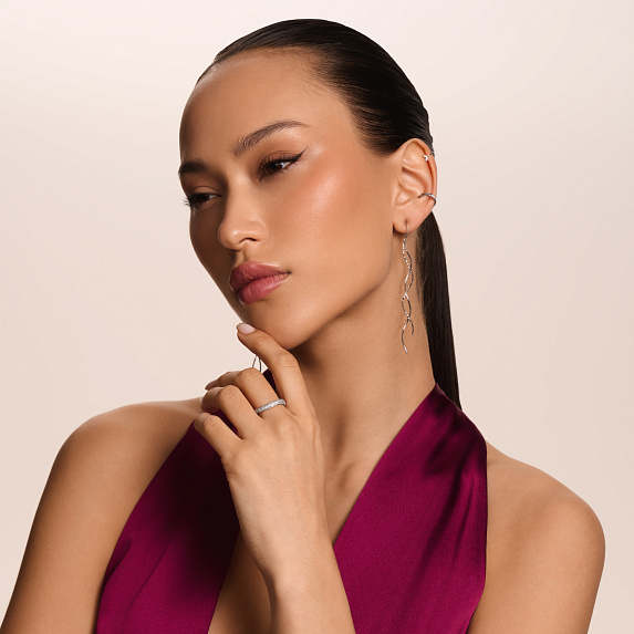 Серебряное кольцо волна с фианитами Miestilo