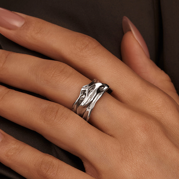 Серебряное кольцо мятое h 14мм Miestilo