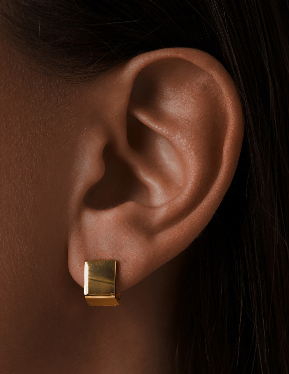 Квадратные серьги-конго в позолоте Miestilo