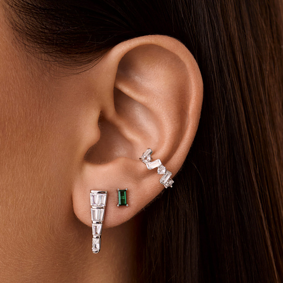 Серьги серебро 925 серебряные гвоздики с камнем зеленые Miestilo