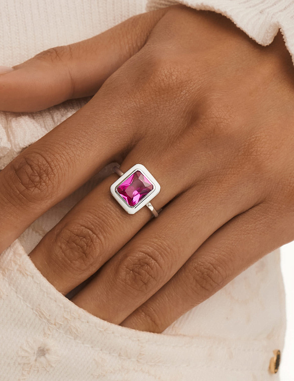 Серебряное кольцо с эмалью и корундом  Miestilo