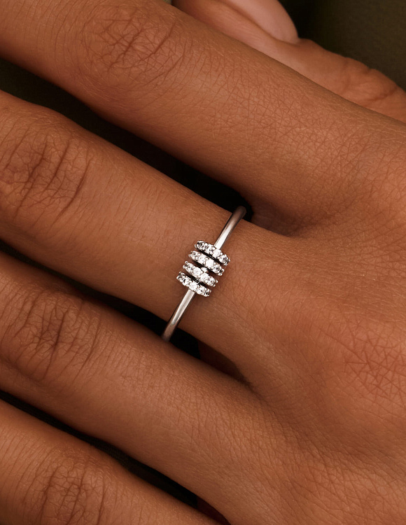 Серебряное кольцо с крутящимеся кольцами Miestilo